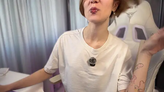 Snapshot of MyBabyLana chatting on 03/02/26, 08:32 MyBabyLana online show from 03/02/26, 08:32