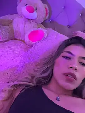 Snapshot of soffia_7 chatting on 03/04/26, 09:21 soffia 7 online show from 03/04/26, 09:21