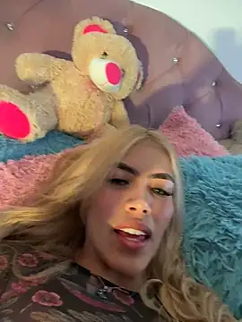 Snapshot of soffia_7 chatting on 04/01/26, 04:46 soffia 7 online show from 04/01/26, 04:46