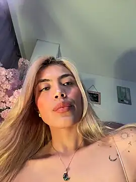 soffia 7 online show from 06/04/26, 02:28