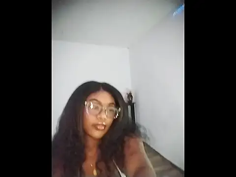 Snapshot of Roonie_garces chatting on 03/20/26, 09:52 Roonie garces online show from 03/20/26, 09:52