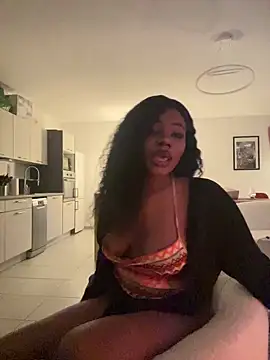 Snapshot of Blackrubiss chatting on 02/12/26, 09:54 Blackrubiss online show from 02/12/26, 09:54