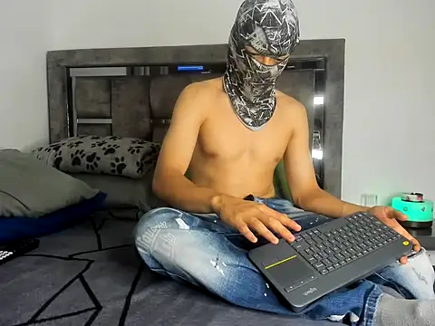 Snapshot of Master_Ruthless77 chatting on 02/26/26, 01:48 Master Ruthless77 online show from 02/26/26, 01:48