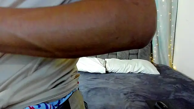 Snapshot of NicolasTorrez chatting on 06/22/26, 06:10 NicolasTorrez online show from 06/22/26, 06:10