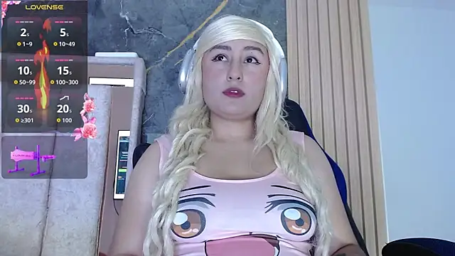 Snapshot of Hazumi_Tsu chatting on 04/23/26, 03:52 Hazumi Tsu online show from 04/23/26, 03:52