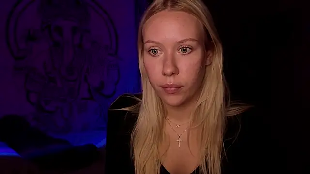 Snapshot of pureeangel chatting on 03/04/26, 08:04 pureeangel online show from 03/04/26, 08:04