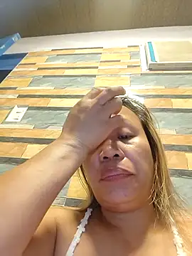 squirtshantal online show from 03/30/26, 10:33