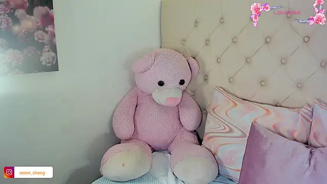 Snapshot of ween_sheng_ chatting on 06/16/26, 05:26 ween sheng online show from 06/16/26, 05:26