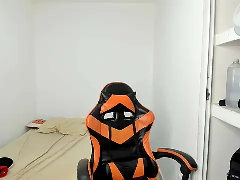 Snapshot of alexj_black_ chatting on 03/12/26, 12:22 alexj black online show from 03/12/26, 12:22