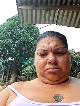 Snapshot of Juli_Powl chatting on 02/24/26, 01:31 Juli Powl online show from 02/24/26, 01:31