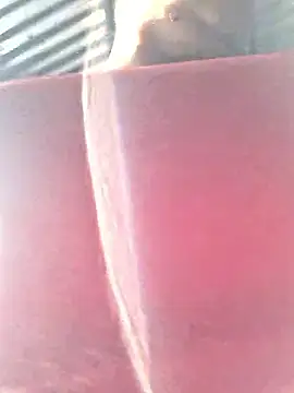 Snapshot of Juli_Powl chatting on 02/27/26, 12:05 Juli Powl online show from 02/27/26, 12:05