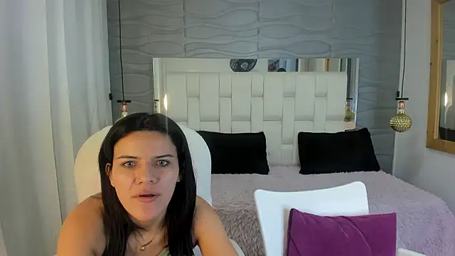 Veyra sereny online show from 03/20/26, 10:58