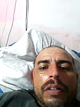 Snapshot of cobrosdepagos chatting on 03/18/26, 11:30 cobrosdepagos online show from 03/18/26, 11:30