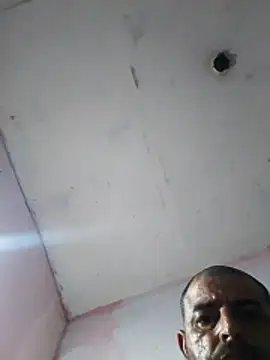 Snapshot of cobrosdepagos chatting on 03/21/26, 09:03 cobrosdepagos online show from 03/21/26, 09:03