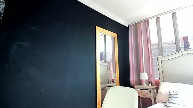 Snapshot of madii_lenon chatting on 02/27/26, 07:25 madii lenon online show from 02/27/26, 07:25