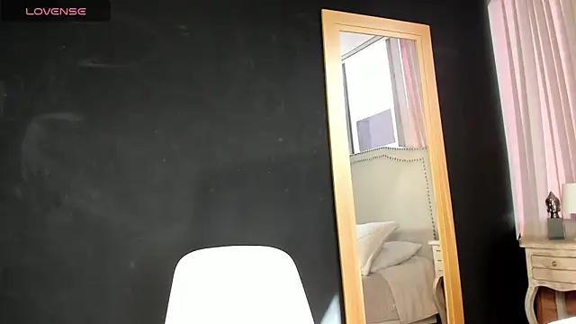 madii lenon online show from 03/14/26, 08:36