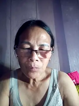 Snapshot of toyo_668 chatting on 03/04/26, 09:48 toyo 668 online show from 03/04/26, 09:48