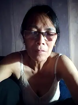 Snapshot of toyo_668 chatting on 03/09/26, 03:21 toyo 668 online show from 03/09/26, 03:21