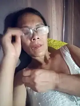 Snapshot of toyo_668 chatting on 04/10/26, 07:35 toyo 668 online show from 04/10/26, 07:35