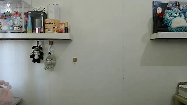 Snapshot of GloryKulikowski chatting on 02/17/26, 06:43 GloryKulikowski online show from 02/17/26, 06:43