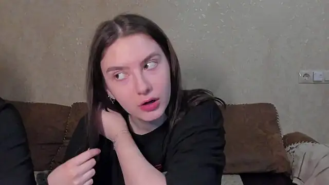 Snapshot of love_lina_muuur chatting on 02/24/26, 08:07 love lina muuur online show from 02/24/26, 08:07