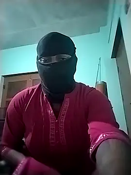 Snapshot of Ladycross chatting on 02/15/26, 06:26 Ladycross online show from 02/15/26, 06:26