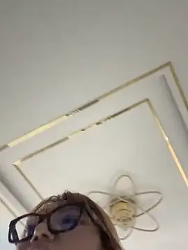 Alittleasaingirl online show from 04/15/26, 12:45