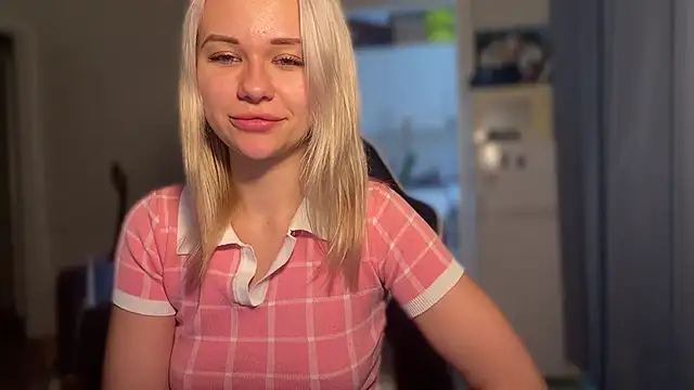 Leylia Lily online show from 04/16/26, 12:28