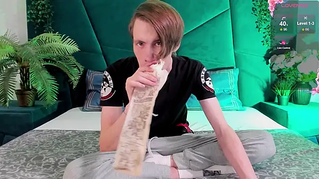 Erick Wilson online show from 02/23/25, 08:55