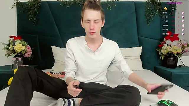 Erick Wilson online show from 03/19/25, 09:17