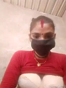Snapshot of Seenu---Thakur chatting on 07/15/26, 05:34 Seenu---Thakur online show from 07/15/26, 05:34