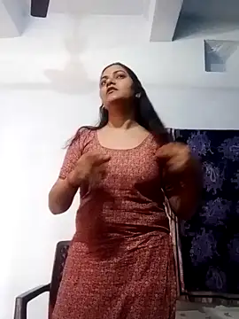 Anushka Singh0 online show from 02/19/26, 04:08