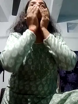 Anushka Singh0 online show from 03/21/26, 08:08