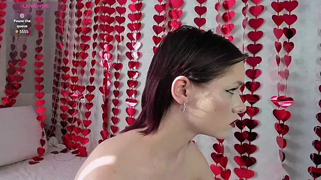 Snapshot of SirenBeatrice chatting on 02/15/26, 10:03 SirenBeatrice online show from 02/15/26, 10:03