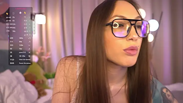 Alicia Wood online show from 02/17/26, 03:29