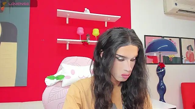 MadisonEsprit online show from 04/07/26, 03:07