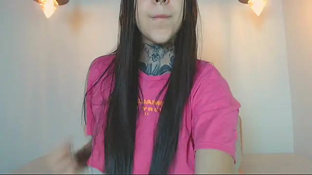 Snapshot of alien_eyes09 chatting on 03/27/26, 01:55 alien eyes09 online show from 03/27/26, 01:55