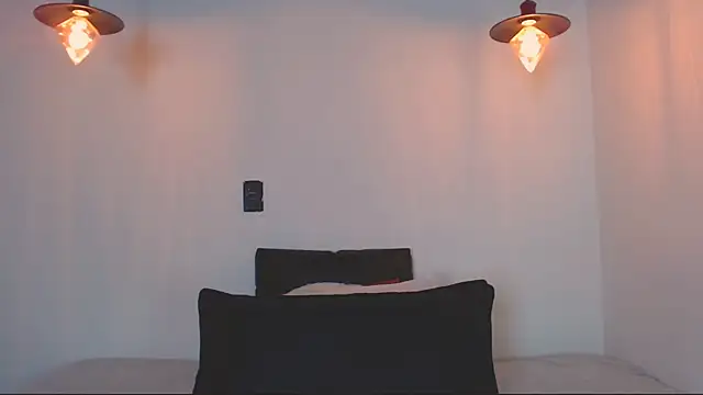 Snapshot of alien_eyes09 chatting on 03/29/26, 01:16 alien eyes09 online show from 03/29/26, 01:16