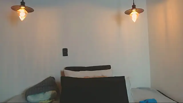 Snapshot of alien_eyes09 chatting on 04/11/26, 02:27 alien eyes09 online show from 04/11/26, 02:27