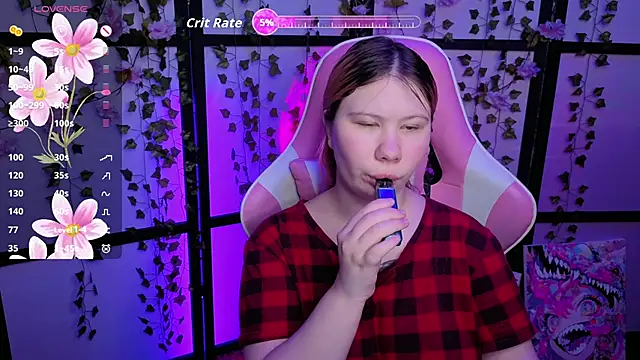 Snapshot of kitsune_little chatting on 03/06/26, 10:28 kitsune little online show from 03/06/26, 10:28