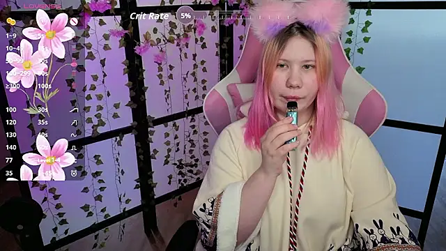 Snapshot of kitsune_little chatting on 03/10/26, 09:25 kitsune little online show from 03/10/26, 09:25