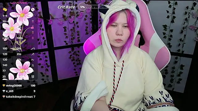 Snapshot of kitsune_little chatting on 03/18/26, 10:35 kitsune little online show from 03/18/26, 10:35