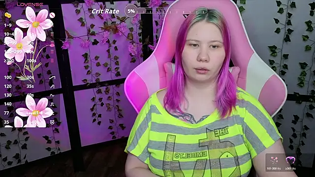 Snapshot of kitsune_little chatting on 03/25/26, 06:36 kitsune little online show from 03/25/26, 06:36