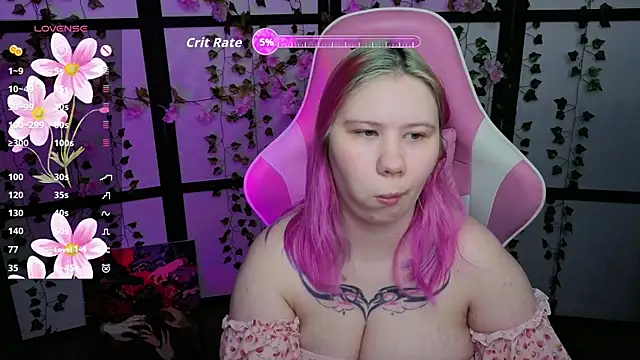 Snapshot of kitsune_little chatting on 04/04/26, 10:13 kitsune little online show from 04/04/26, 10:13