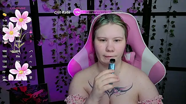 Snapshot of kitsune_little chatting on 04/04/26, 10:40 kitsune little online show from 04/04/26, 10:40