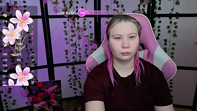 Snapshot of kitsune_little chatting on 04/12/26, 07:24 kitsune little online show from 04/12/26, 07:24