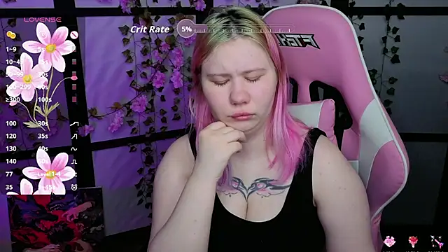 Snapshot of kitsune_little chatting on 04/13/26, 08:58 kitsune little online show from 04/13/26, 08:58