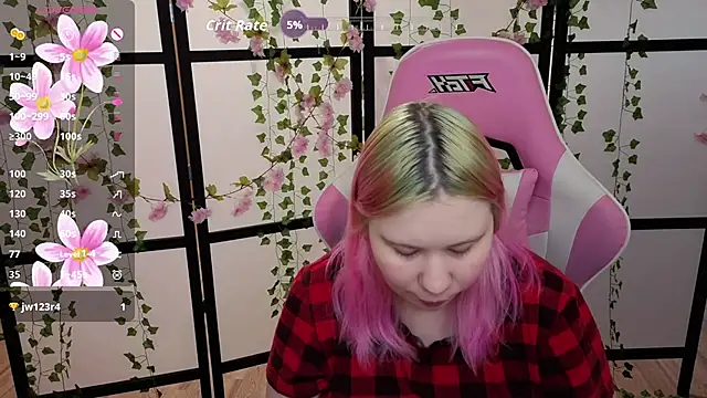 Snapshot of kitsune_little chatting on 04/17/26, 09:56 kitsune little online show from 04/17/26, 09:56