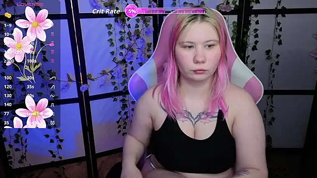 Snapshot of kitsune_little chatting on 04/18/26, 01:26 kitsune little online show from 04/18/26, 01:26