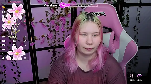 Snapshot of kitsune_little chatting on 04/21/26, 10:54 kitsune little online show from 04/21/26, 10:54